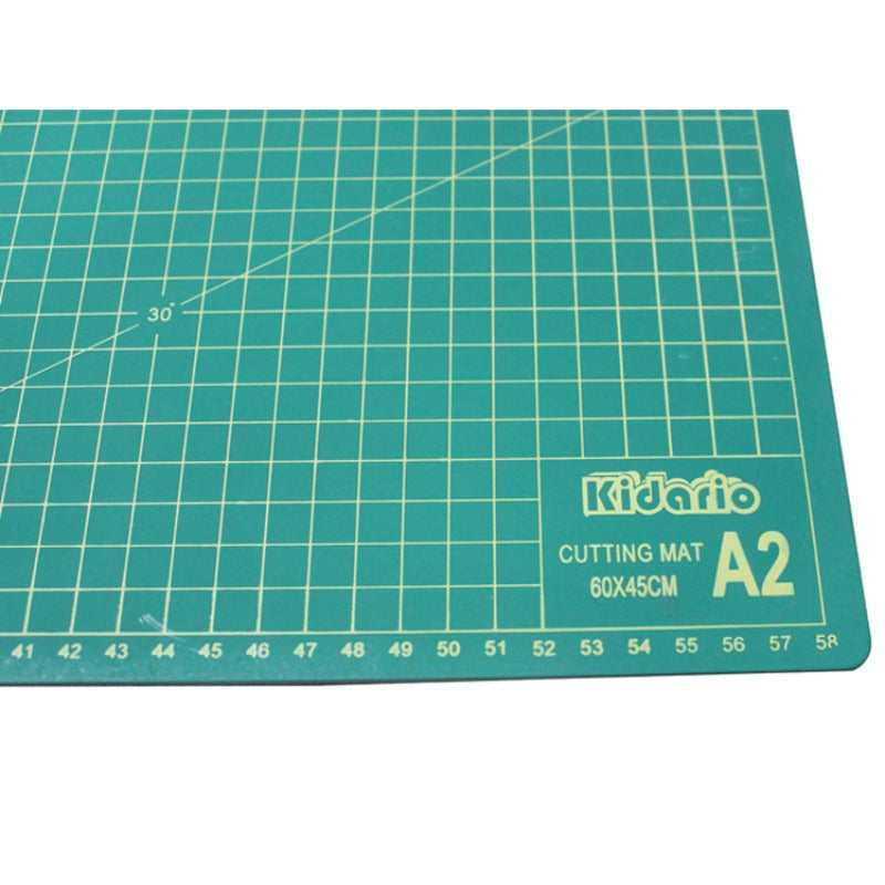 Kidario 切割墊板 A2 規格（45*60cm）3mm 厚 PVC 材質